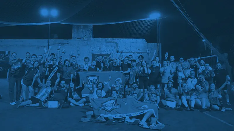 Grupo de adultos después de un entrenamiento